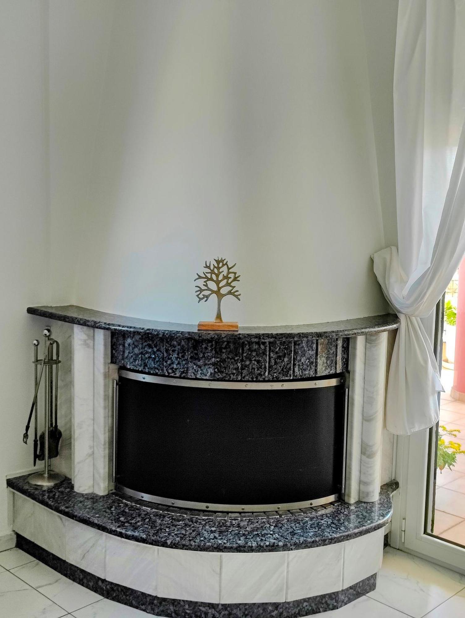 Celestial Garden-Thessaloniki'S Modern, Eclectic Penthouse With An Amazing View And Veranda Luaran gambar