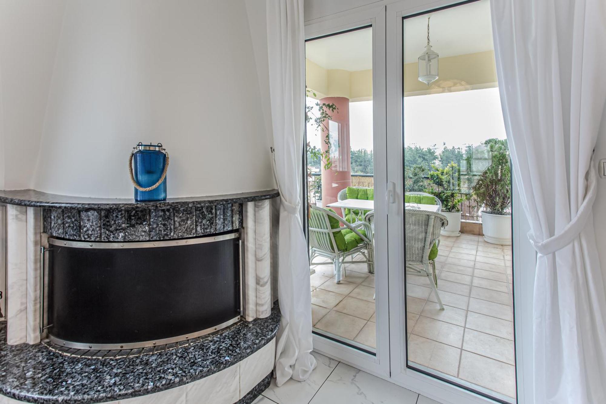 Celestial Garden-Thessaloniki'S Modern, Eclectic Penthouse With An Amazing View And Veranda Luaran gambar